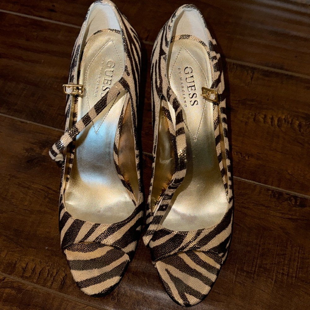 Guess by Marciano heels